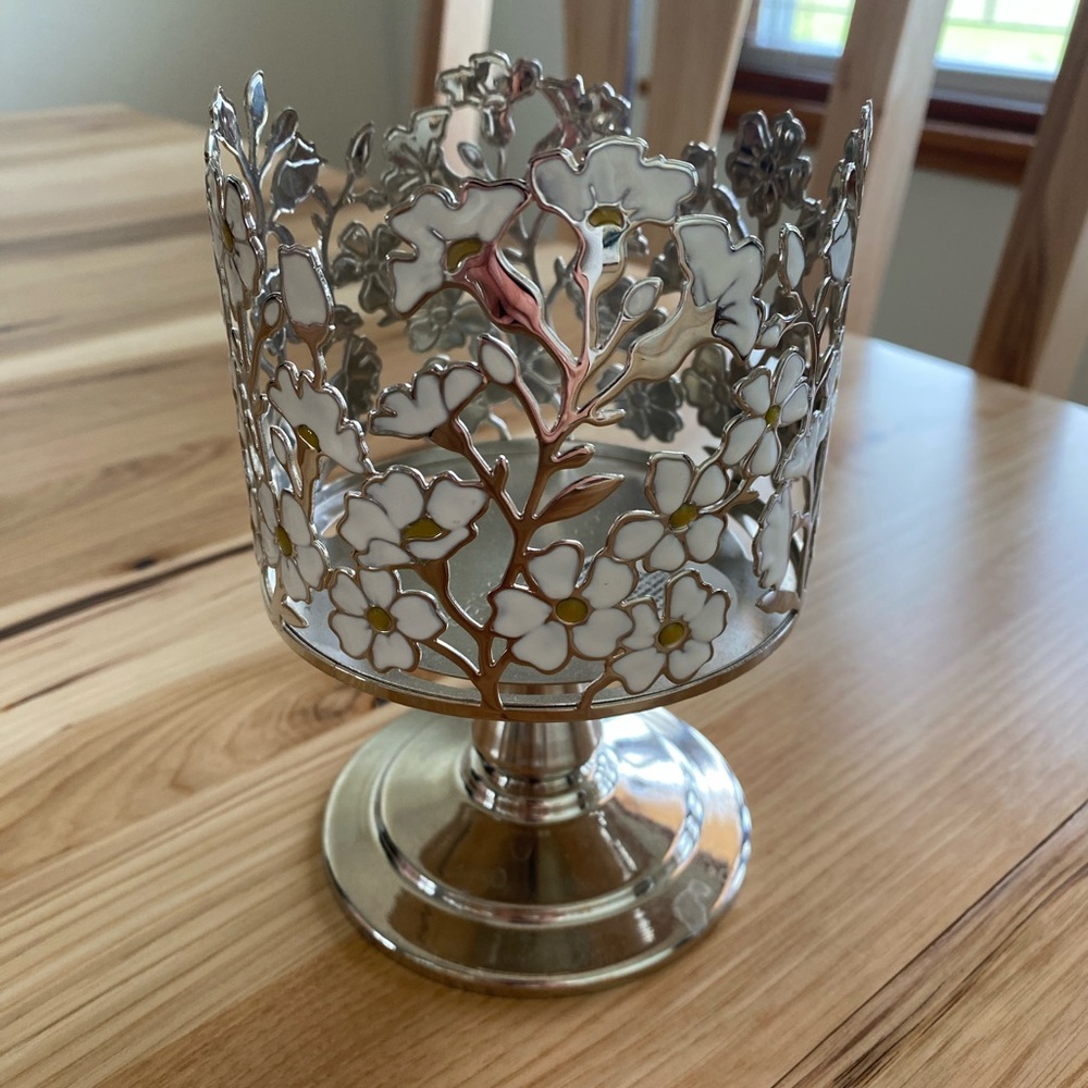 Silver and White Floral Candle Holder